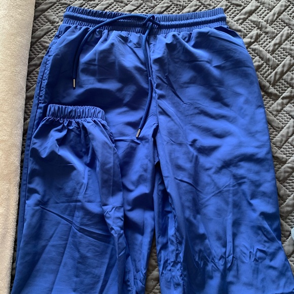 Windreaker Joggers - Picture 2 of 3